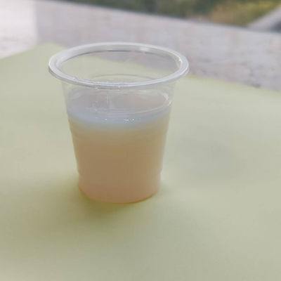 Goede prijs. Hoge prestatie zelf gekruiste zuivere acryl kern-schelp polymer emulsie met een goede uiterlijke transparantie, warm hout effect voor lak, goede volheid van verffilm online