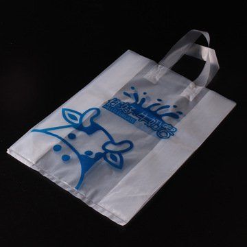 kwaliteit Hoge molecuulgewicht watergedragen vaste acrylhars met uitstekende transparantie, kan gebruikt worden voor pigmentvermaling, equivalent aan Joncryl67 fabriek